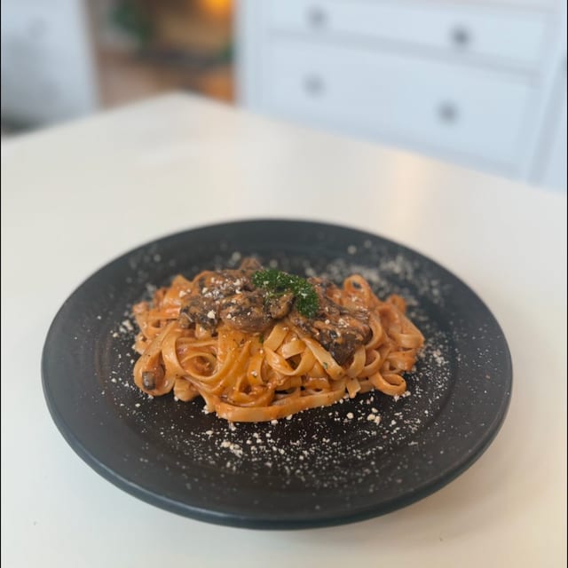 Vegan Fettuccine Amor di Pasta.